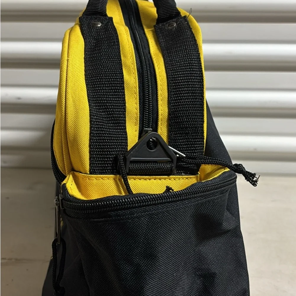Vintage Gold’s Gym Maui Hawaii Bag